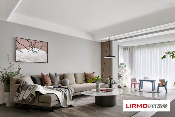 湖南麗爾曼頓家居集團,定制家具,全屋實木定制；