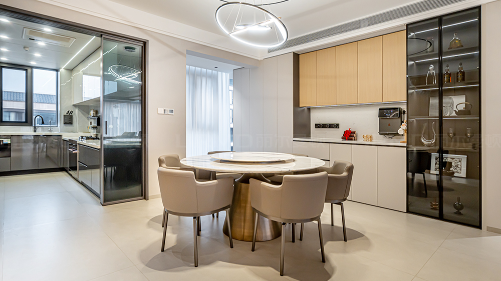 現代輕奢風-招商雍山湖